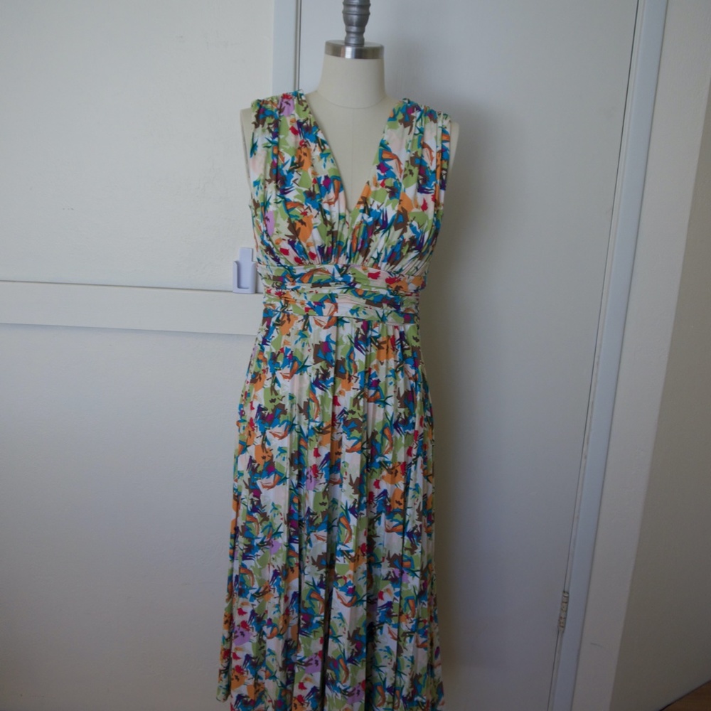 Sleeveless full length casual dress